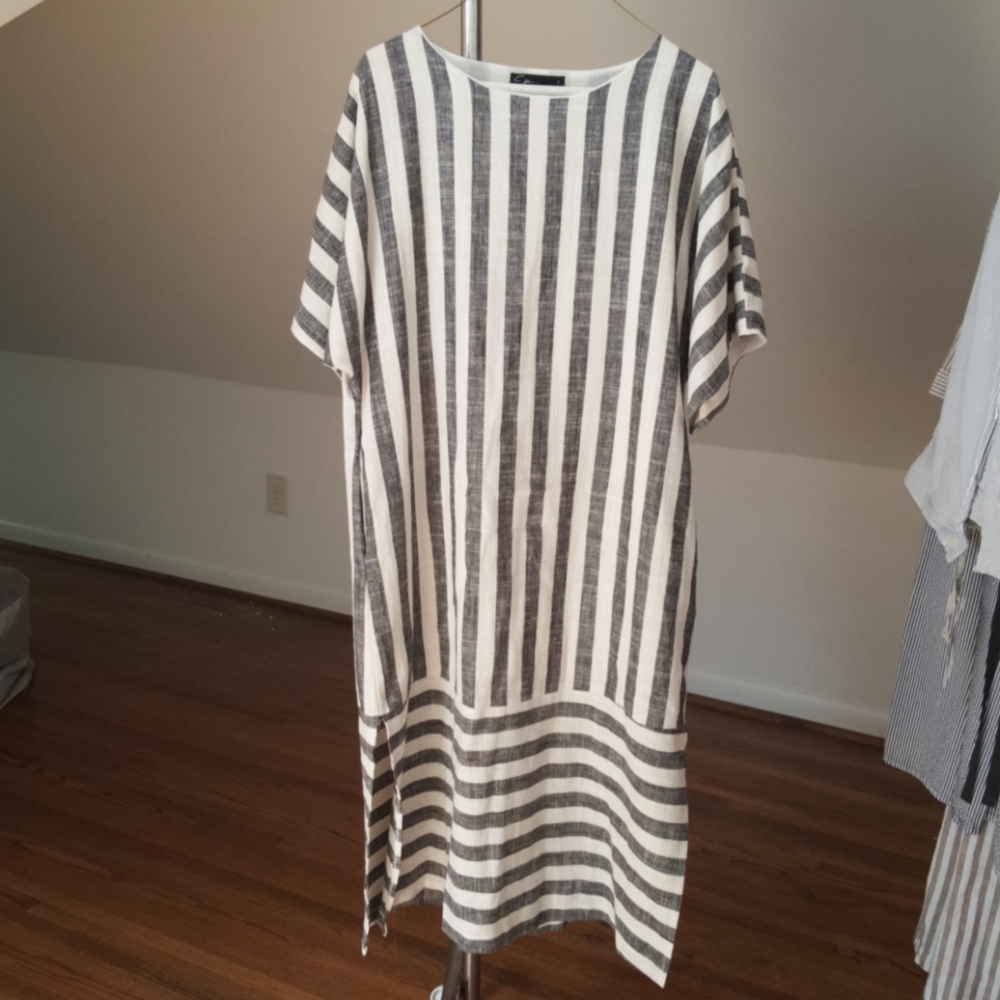Cute caftan style striped cotton linen dress